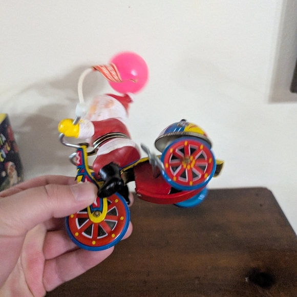 Vintage Mechanical Santa Tricycle Tin Litho Wind-Up Toy Original Box Holiday - Picture 6 of 9